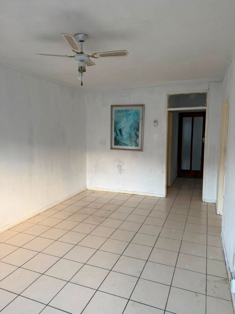 1 Bedroom Property for Sale in Gardens Western Cape